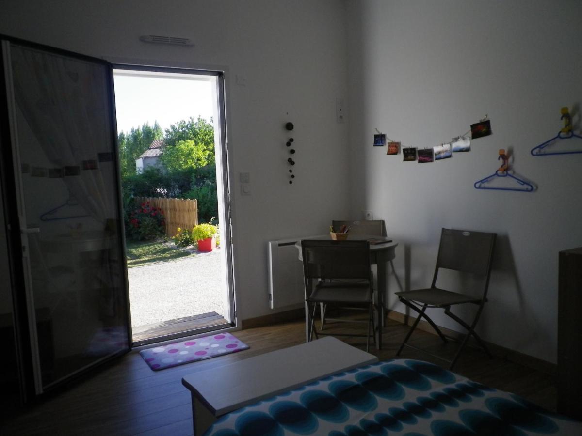 Bed and Breakfast Les Terrasses Saint-Paul-en-Pareds Экстерьер фото