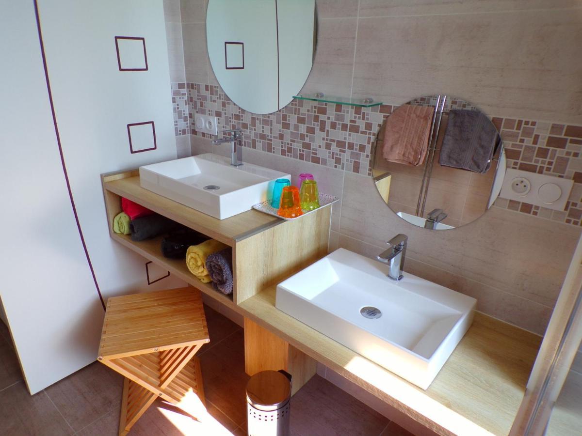 Bed and Breakfast Les Terrasses Saint-Paul-en-Pareds Экстерьер фото