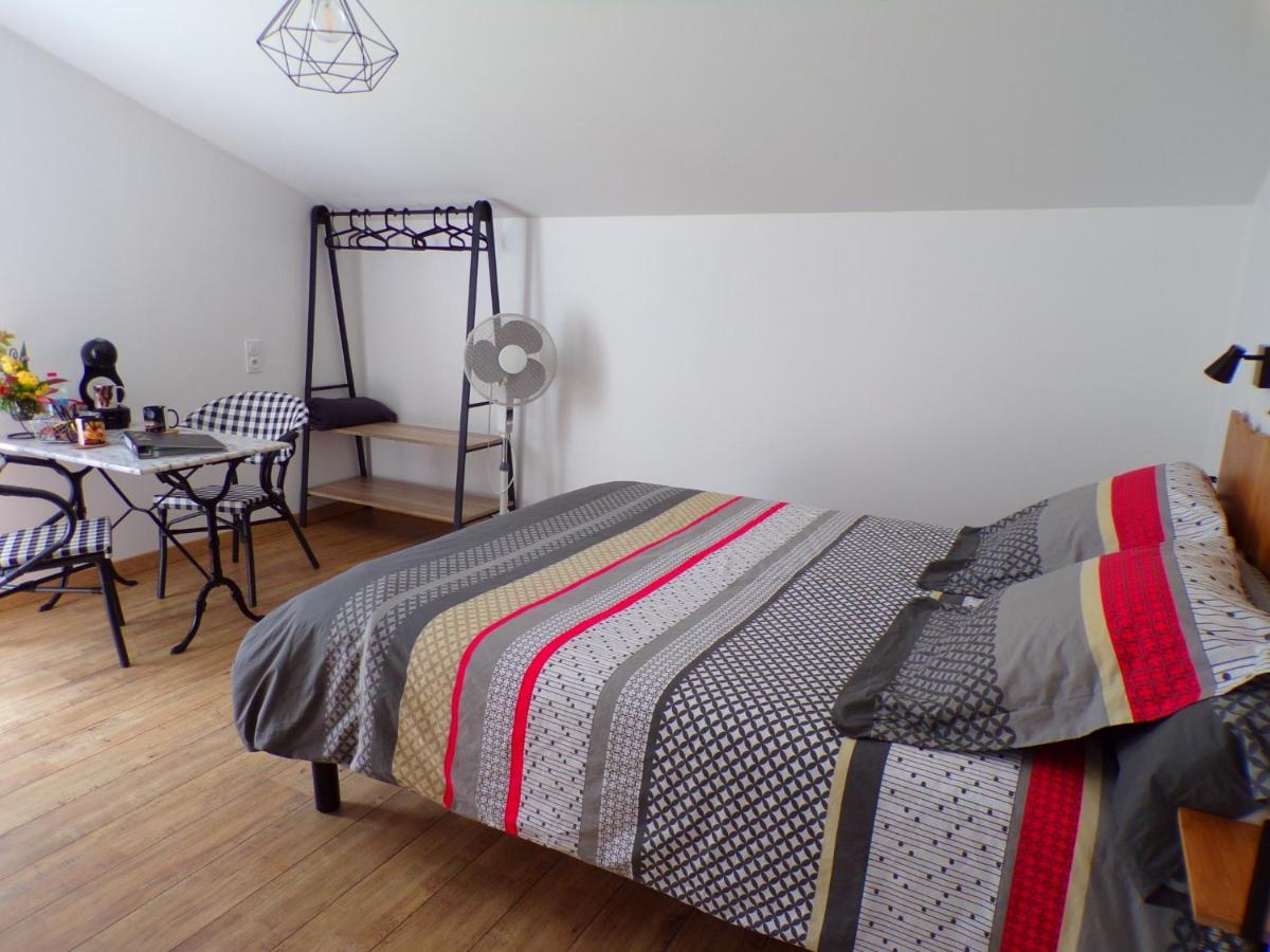 Bed and Breakfast Les Terrasses Saint-Paul-en-Pareds Экстерьер фото